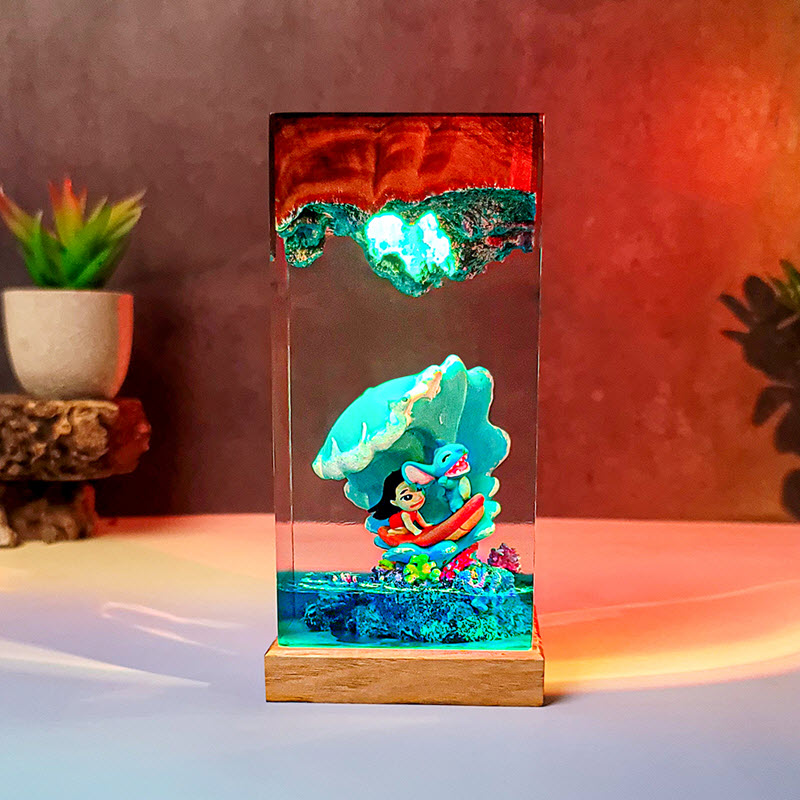 Đèn Epoxy Resin EPX042 Handmade Lilo Và Stitch Lướt Sóng Đáng Yêu