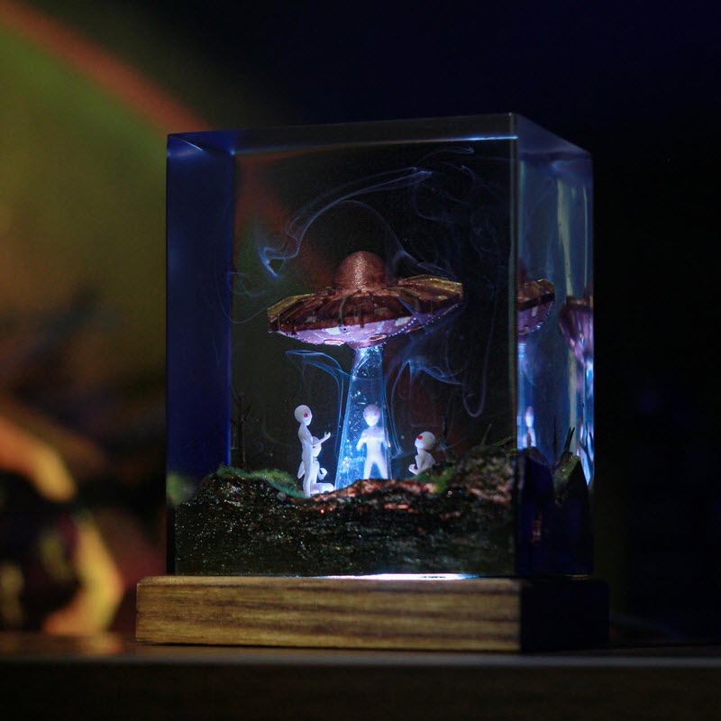 Đèn Trang Trí Epoxy EPX053 Cao Cấp Người Ngoài Hành Tinh Và UFO