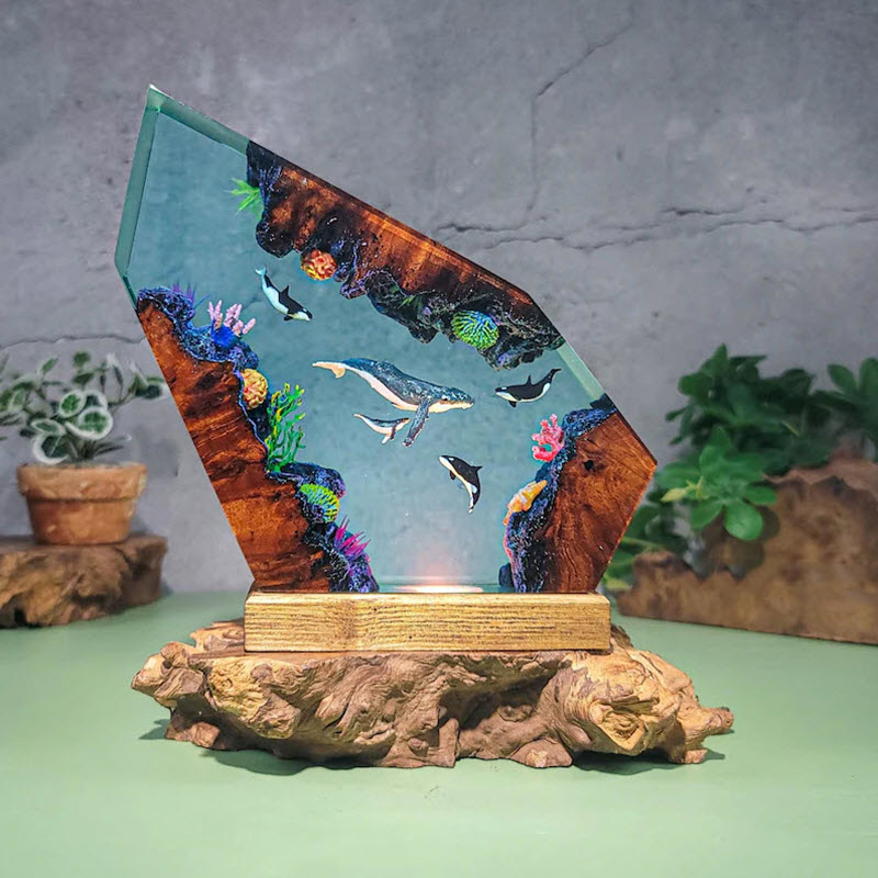 Đèn Bàn Epoxy EPX076 Thủ Công Cá Voi Lưng Gù Và Cá Voi Sát Thủ