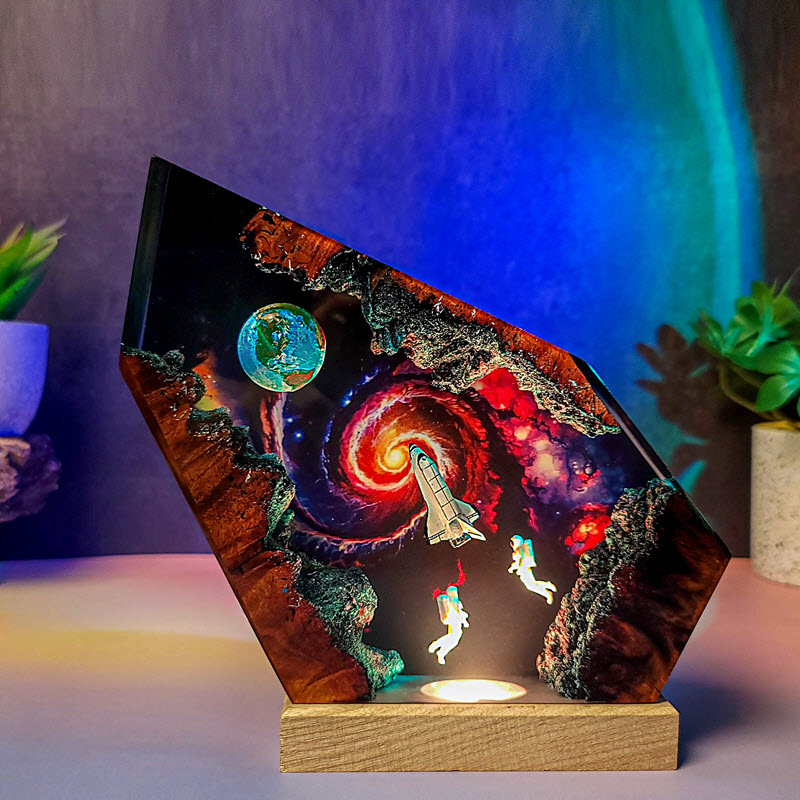 Đèn Gỗ Epoxy EPX034 Cao Cấp Tuyệt Tác Vũ Trụ Thu Nhỏ